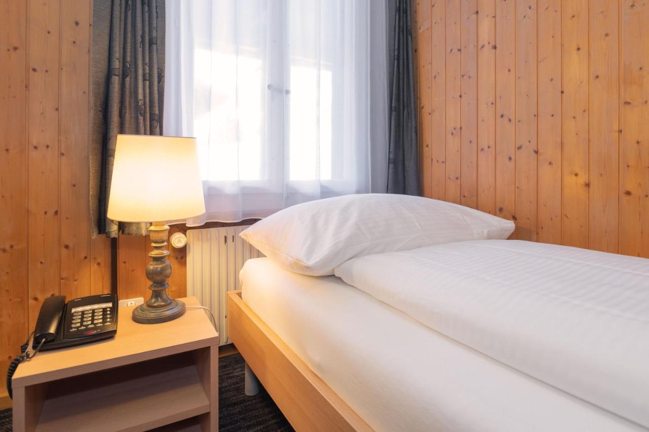Jungfrau Lodge, Swiss Mountain Hotel Grindelwald Exterior photo