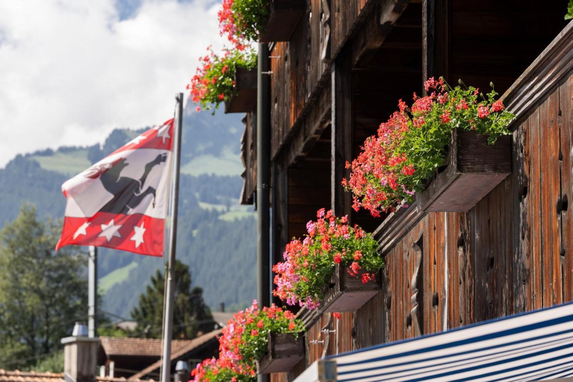 Jungfrau Lodge, Swiss Mountain Hotel Grindelwald Exterior photo
