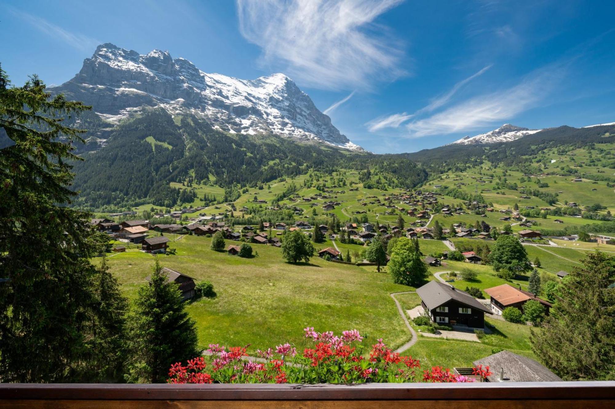Jungfrau Lodge, Swiss Mountain Hotel Grindelwald Exterior photo