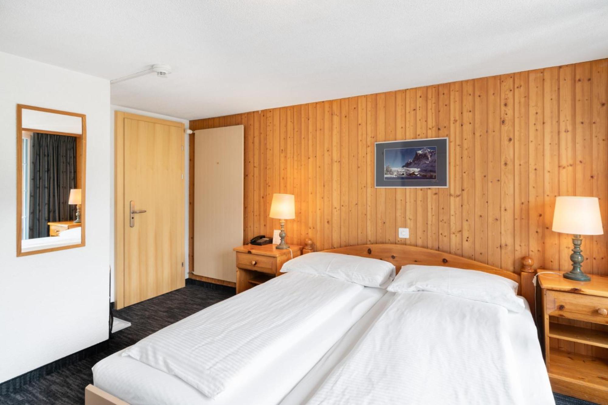 Jungfrau Lodge, Swiss Mountain Hotel Grindelwald Exterior photo